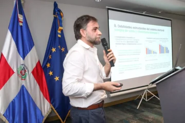 PC presenta propuesta para elevar equidad en representación legislativa