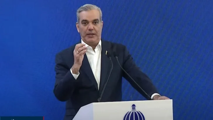 Abinader dice que el PRM trabaja para ser 