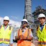 Ministro Joel Santos supervisa avances de central a gas natural en Manzanillo
