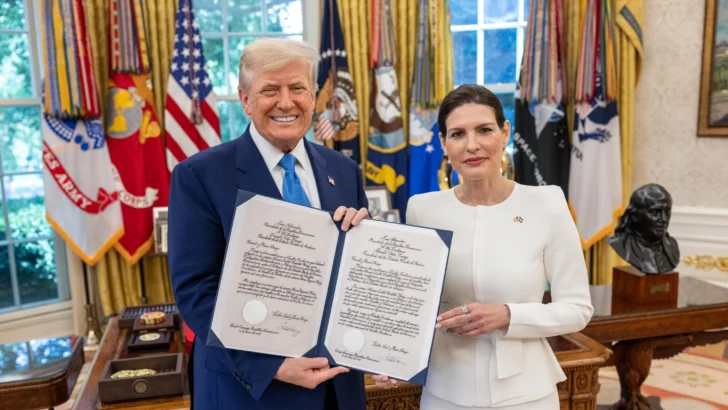 Embajadora en Washington presenta cartas credenciales a Donald Trump Embajadora en Washington presenta cartas credenciales a Donald Trump