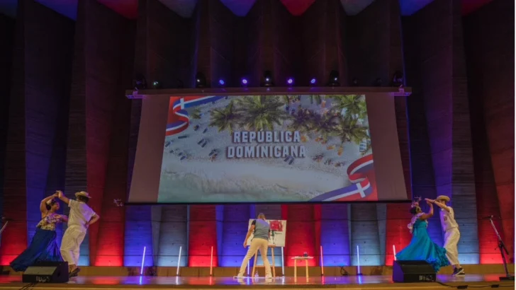 República Dominicana deslumbra en París con muestra cultural auténtica y diversa República Dominicana deslumbra en París con muestra cultural auténtica y diversa