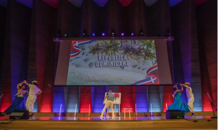 República Dominicana deslumbra en París con muestra cultural auténtica y diversa