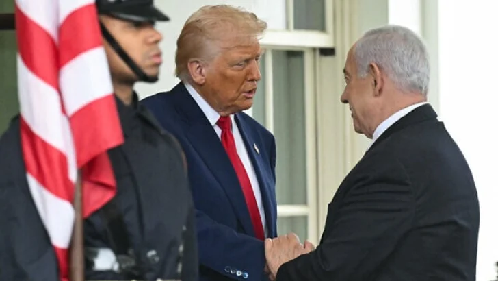 Trump pide indulto o cancelación 