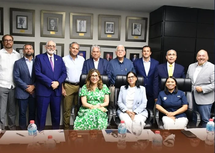 Vitelio-Mejia-lidom-directiva-jpg Vitelio-Mejia-lidom-directiva-jpg