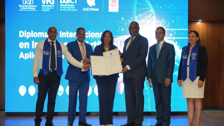 UASD certifica a más de mil profesionales en diplomado sobre Inteligencia Artificial UASD certifica a más de mil profesionales en diplomado sobre Inteligencia Artificial