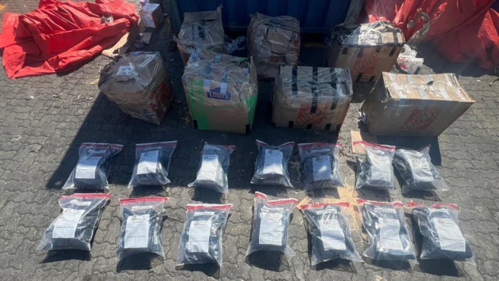 DNCD incauta 46 paquetes de marihuana en puerto de Haina