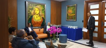 Antonio Espaillat acude a la Procuraduría tras entrega de informe sobre colapso del Jet Set