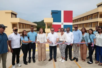 Minerd inaugura politécnico para 800 estudiantes en Imbert, Puerto Plata