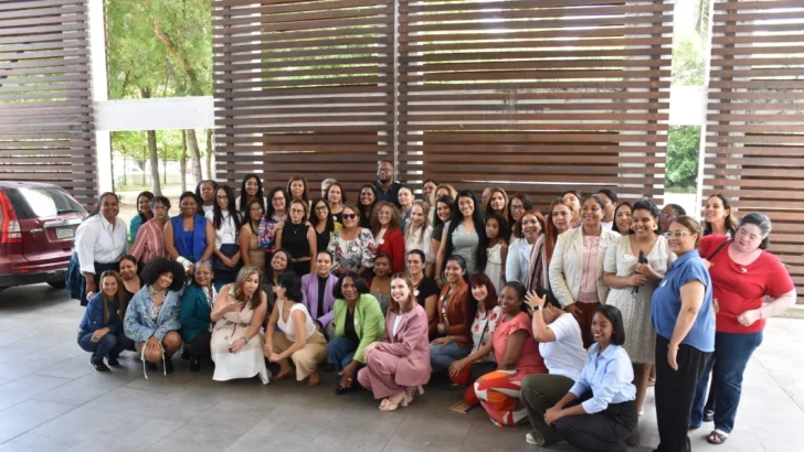 Noventa periodistas solicitan calle en honor a Pía Rodríguez Noventa periodistas solicitan calle en honor a Pía Rodríguez
