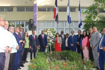 Facultad de Humanidades de la UASD inaugura Galería de Premios Nacionales en honor a figuras vinculadas a la academia
