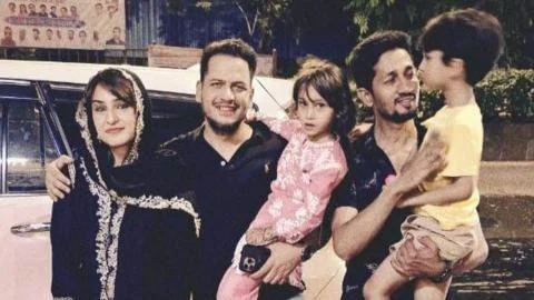'Eran mi vida, si me rindo y dejo de buscar, puede que nunca pueda recuperarme': las familias que buscan a sus seres queridos tras el accidente aéreo en India