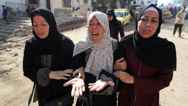 '¿Qué culpa tienen estos niños?': al menos 81 palestinos muertos por ataques israelíes en Gaza en 24 horas