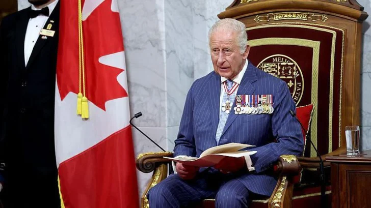 Por qué Canadá a diferencia de EE.UU. mantuvo su vínculo con la monarquía británica y qué efectos tuvo