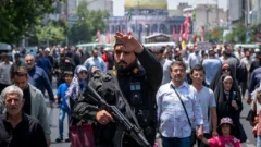 La oleada de arrestos y las ejecuciones en Irán tras la guerra con Israel y los bombardeos de EE.UU.