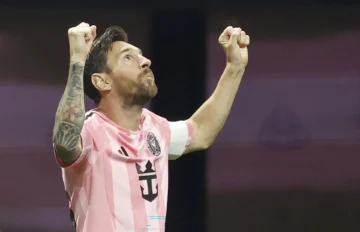 En vísperas de los 38 años, Messi sigue dando lecciones de fútbol