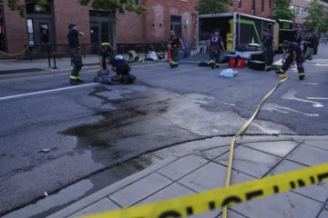 Ocho heridos tras ataque durante un evento pro-Israel en EE.UU. Ocho heridos tras ataque durante un evento pro-Israel en EE.UU.