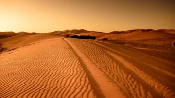 Polvo del Sahara afectará al país hasta el miércoles en la tarde