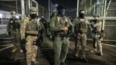 Trump ordena intensificar las detenciones y deportaciones de migrantes en las ciudades santuario