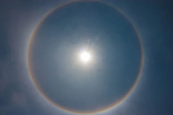 Halo solar y sismo de 5.8 no guardan relación, según expertos