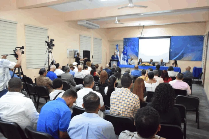 Reconocimiento anual 2025 del Taller Literario Virgilio Díaz Grullón Reconocimiento anual 2025 del Taller Literario Virgilio Díaz Grullón