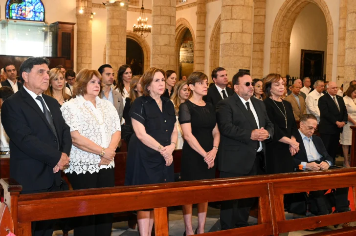 Rinden homenaje a doña Mary Pérez Marranzini