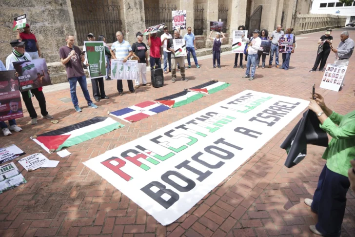 Dominicanos protestan contra el gobierno de Israel, por el genocidio del pueblo palestino