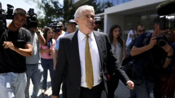 Comienza el juicio por corrupción contra el ex primer ministro portugués José Sócrates