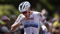 Merlier gana al sprint la etapa nueve del Tour de Francia tras el fracaso de la escapada de van der Poel