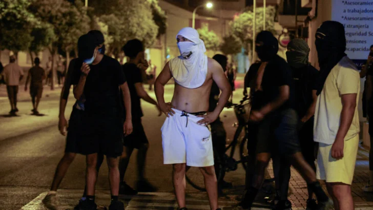 Jóvenes árabes en Murcia, 'Insultados en la calle, pero extranjeros en sus casas', dice analista