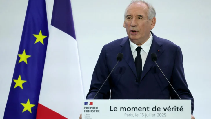 Eliminar festivos y gasto estatal congelado: propuestas presupuestarias en Francia