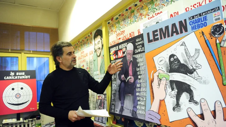 Periodistas turcos detenidos por una supuesta caricatura del profeta Mahoma que provocó la ira de la multitud
