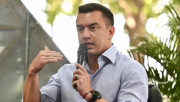 Noboa presenta proyecto de ley para regular a las ONG que acusa de desestabilizar el país