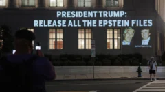 Caso Epstein: Trump reclama diez mil millones de dólares al «Wall Street Journal» por difamación