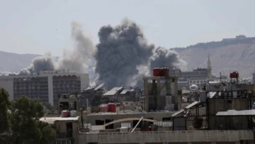 Israel bombardea la sede central del ejército de Siria en Damasco y otros objetivos en el sur del país