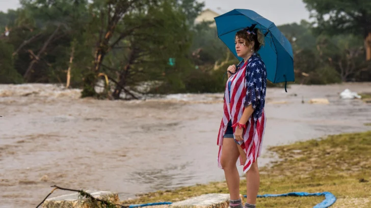 Al menos 27 muertos y otras 27 niñas desaparecidas en las 'terribles' inundaciones en Texas