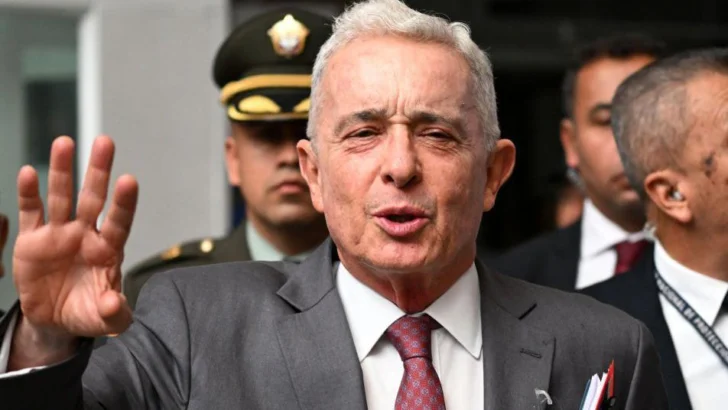 Álvaro Uribe: declaran culpable al expresidente de Colombia de los delitos de soborno a testigos y fraude procesal
