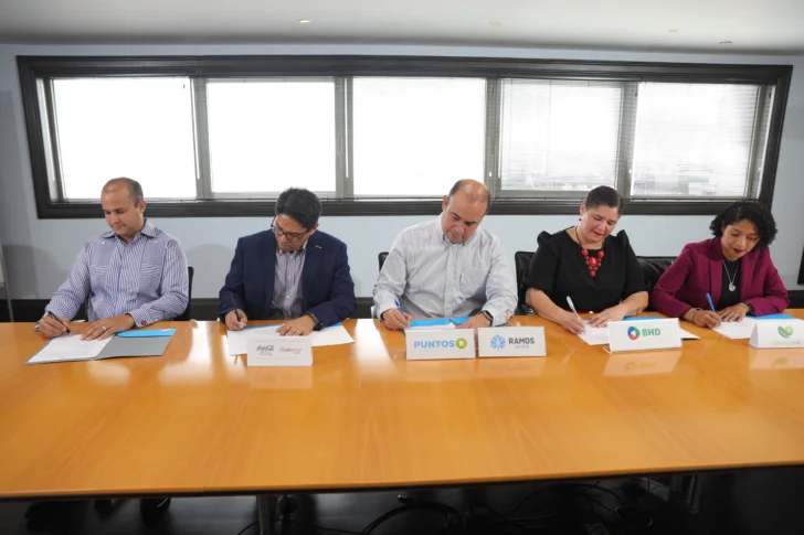 BHD renueva alianza con Puntos R para promover el manejo eficiente de los residuos reciclables BHD renueva alianza con Puntos R para promover el manejo eficiente de los residuos reciclables