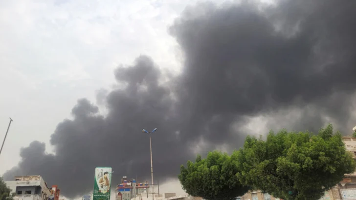 Israel asegura haber atacado objetivos hutíes en tres puertos y una central eléctrica de Yemen