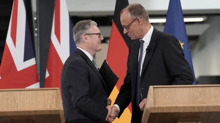 Reino Unido y Alemania firman un tratado de defensa en medio del vacilante apoyo de EE. UU.