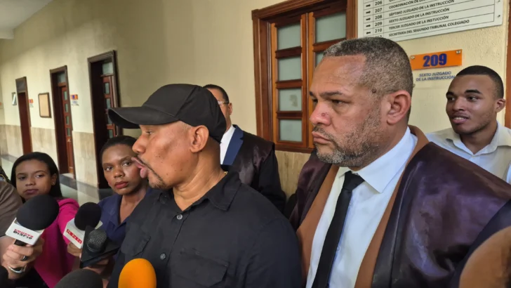 Denuncian abogado presentó desistimientos sin autorización de víctimas en caso Calamar