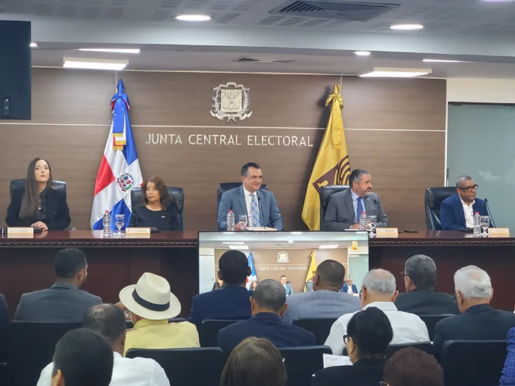 Nueva cédula está en fase de adjudicación y se prevé piloto para octubre o noviembre