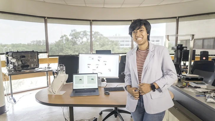 Estudiante de Florida crea una trampa con IA para detectar mosquitos con enfermedades