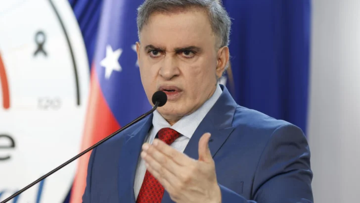 Gobierno de Venezuela denuncia abusos a migrantes detenidos en El Salvador