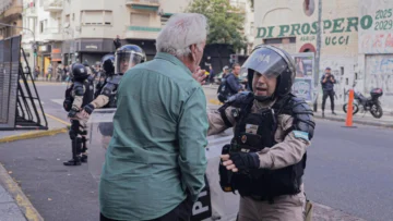 El Congreso de Argentina da luz verde a un alza de emergencia a las pensiones pese a veto de Milei