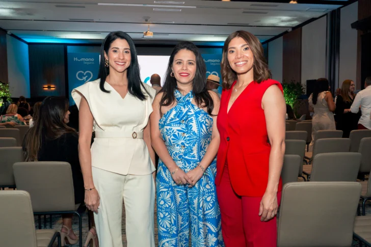  Alina Hernández, Nieves Dájer y Yojanny Reyes