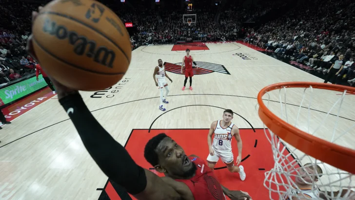 Deandre Ayton alcanza acuerdo para jugar junto a Doncic y LeBron en los Lakers Deandre Ayton alcanza acuerdo para jugar junto a Doncic y LeBron en los Lakers