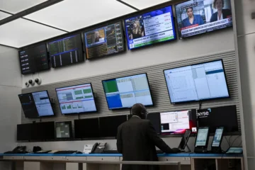 Wall Street cierra en verde impulsada por los acuerdos comerciales anunciados por EEUU