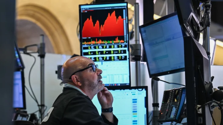 Wall Street cierra mixto antes de resultados de tecnológicas y entre análisis trimestral Wall Street cierra mixto antes de resultados de tecnológicas y entre análisis trimestral