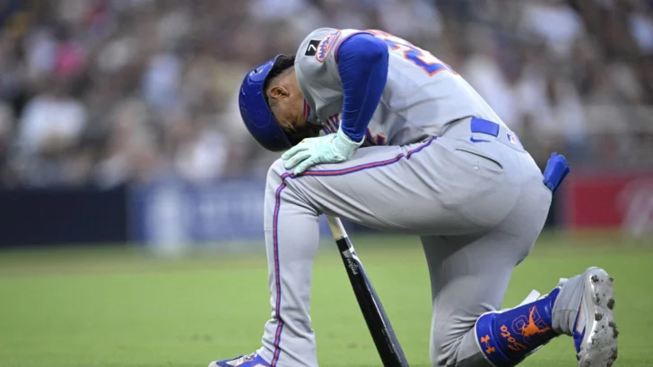 Juan Soto abandona por lesión en la pierna izquierda