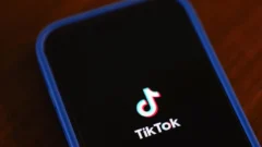 ¿Por qué Trump está tan interesado en encontrar un comprador estadounidense para TikTok?